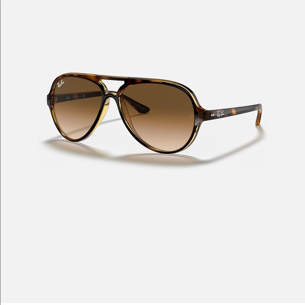 Ray Ban Cats 5000 Classic Sunglasses